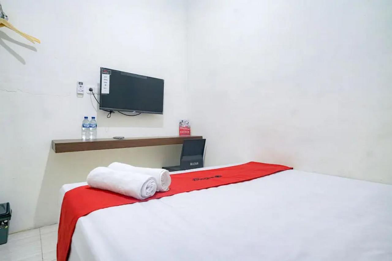 Reddoorz Near Ekowisata Mangrove Belawan酒店 外观 照片