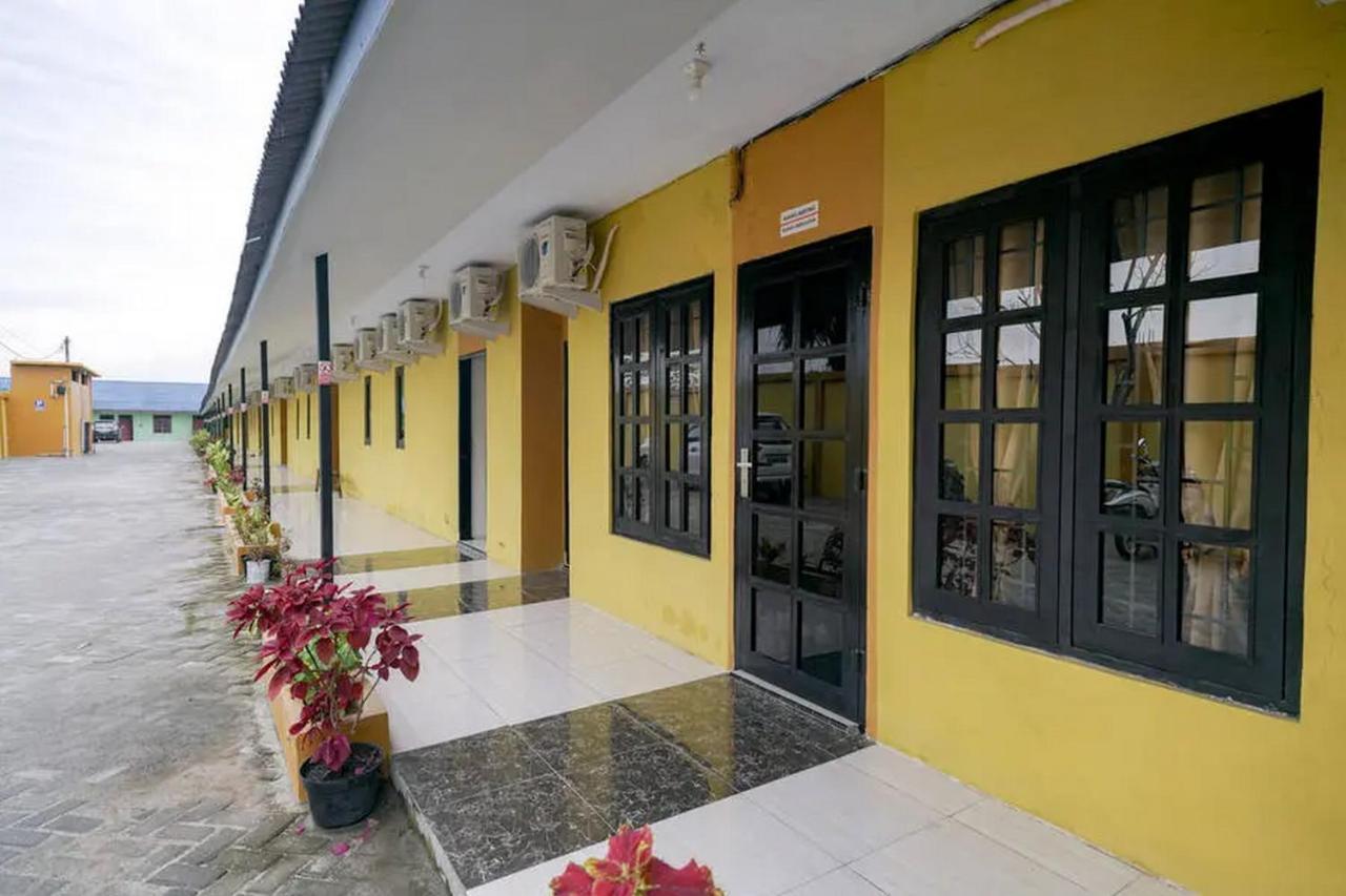 Reddoorz Near Ekowisata Mangrove Belawan酒店 外观 照片